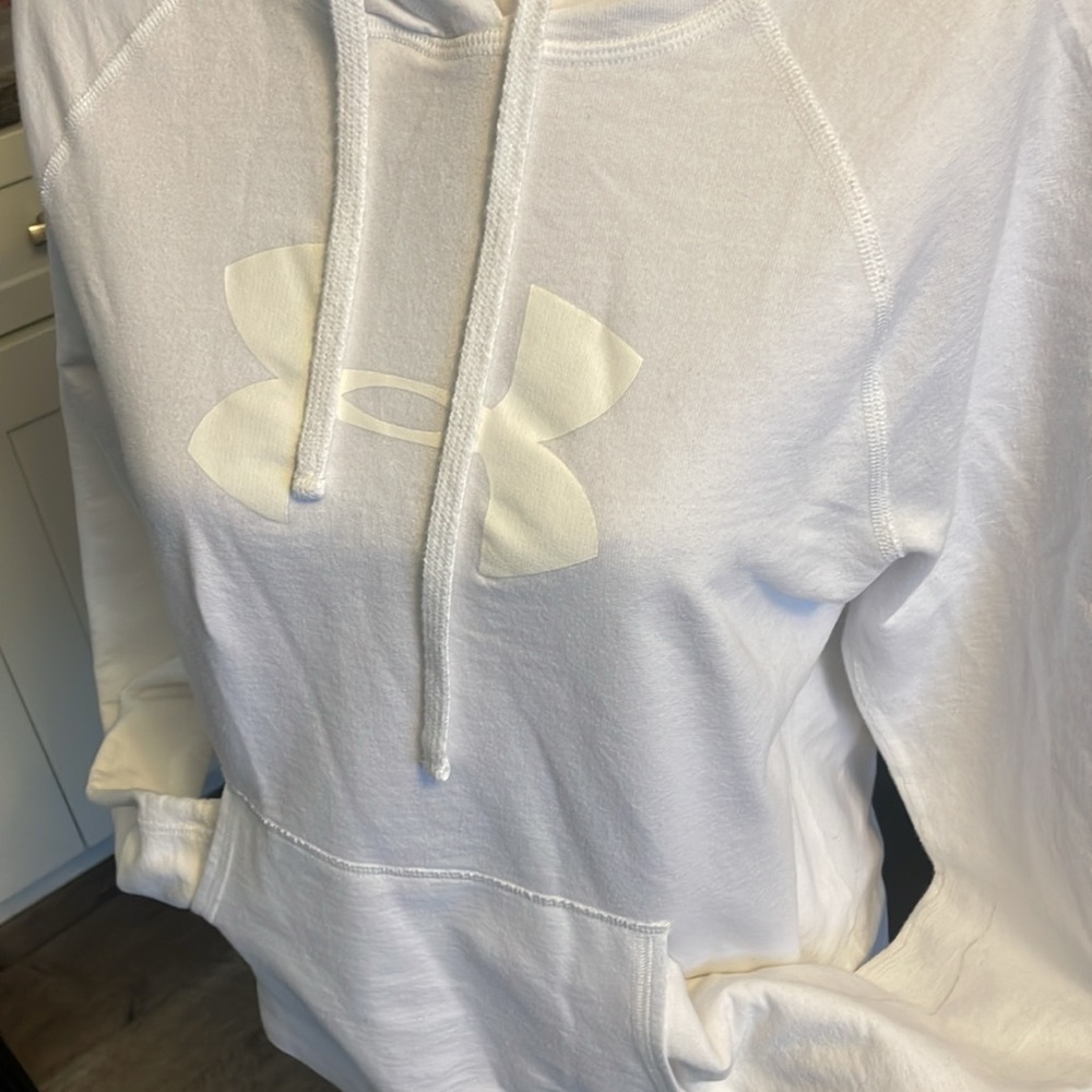 White Under Armour hoodie